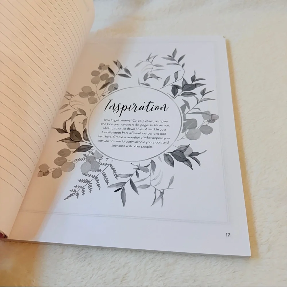The Essential Quinceañera Planner Quince Años | 15 Year‎ Old Birthday Crown Pink